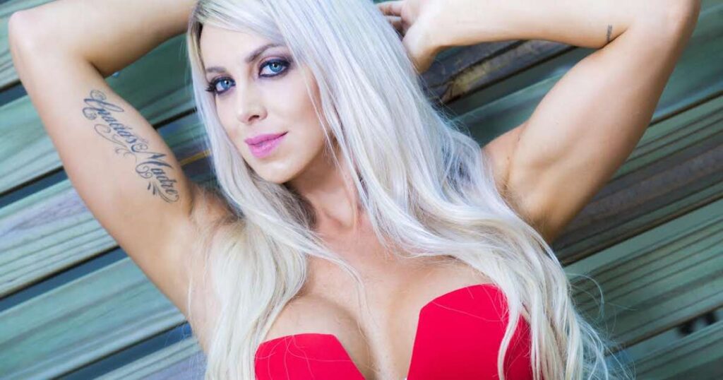 Fernanda Sierra, musa do fitness, apresentando seu cardápio saudável e dicas de treino