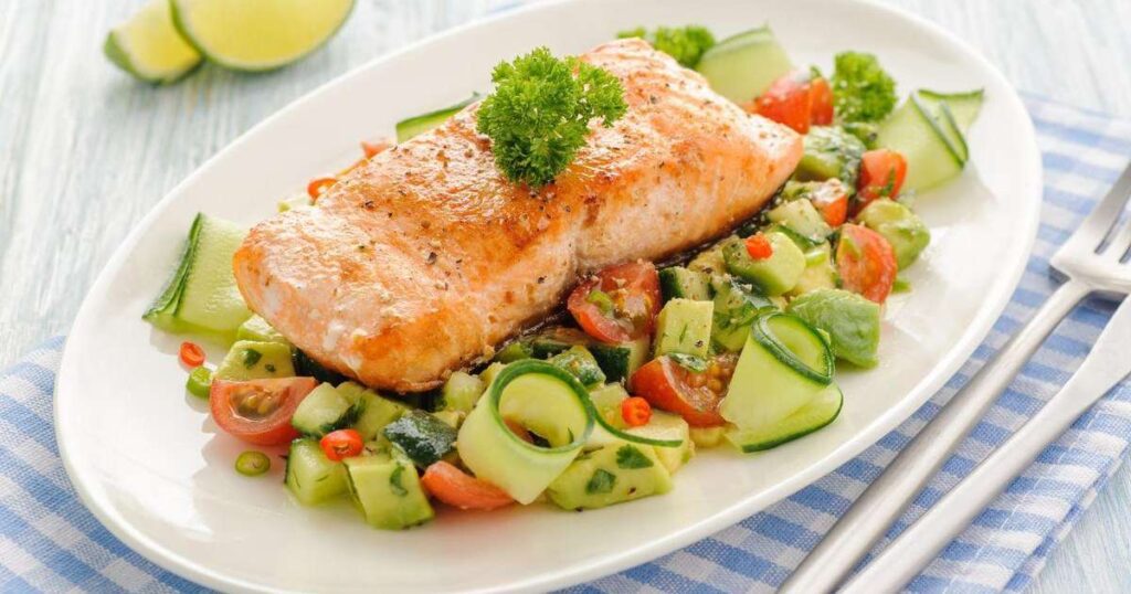 Peixe grelhado com ervas, simbolizando uma alimentação saudável